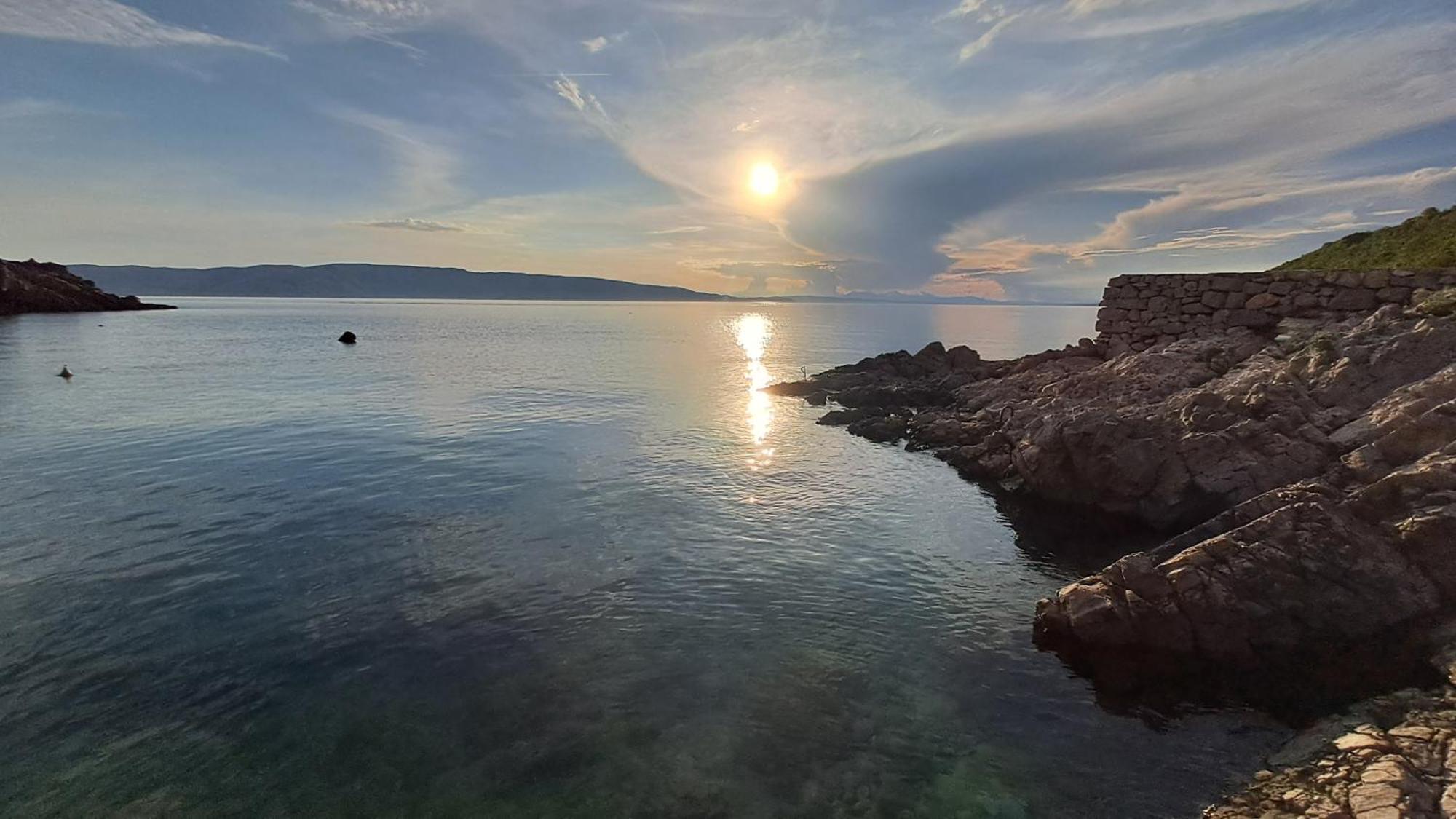 Готель Boora Glamp Experience & Heated Infinity Pool Сень Екстер'єр фото