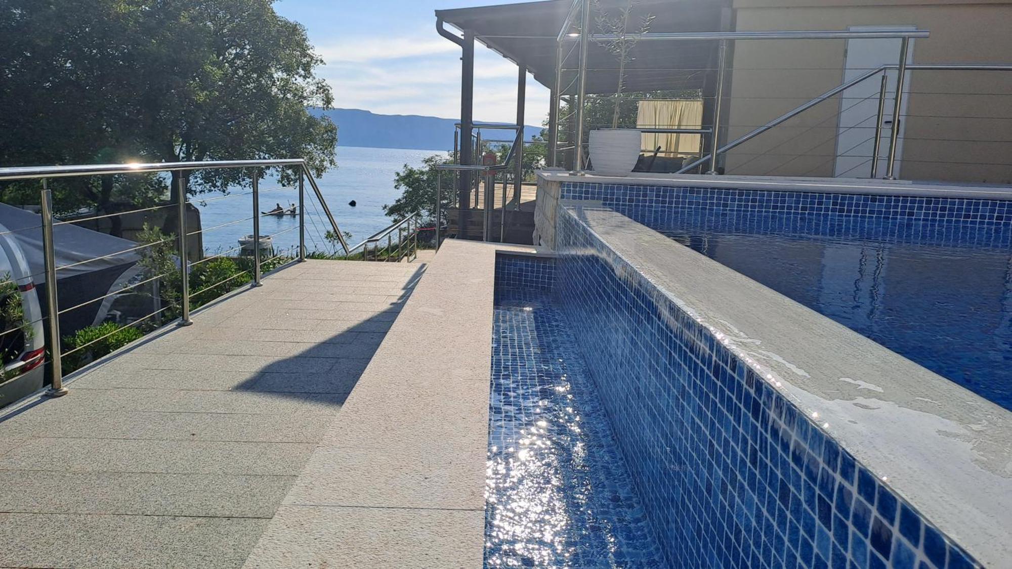 Готель Boora Glamp Experience & Heated Infinity Pool Сень Екстер'єр фото